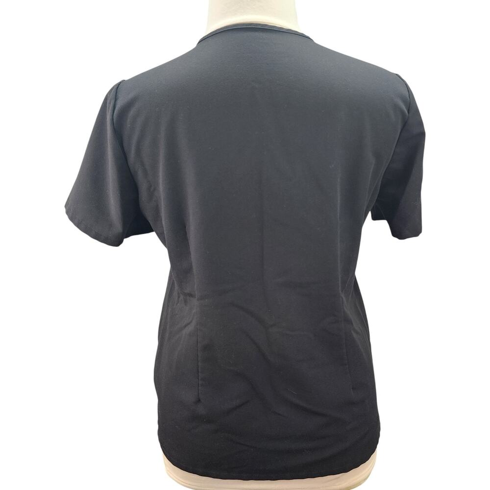 FIGS Technical Collection Scrub Top Women L Black FW1100 Pockets Medical Nurse - Picture 3 of 9